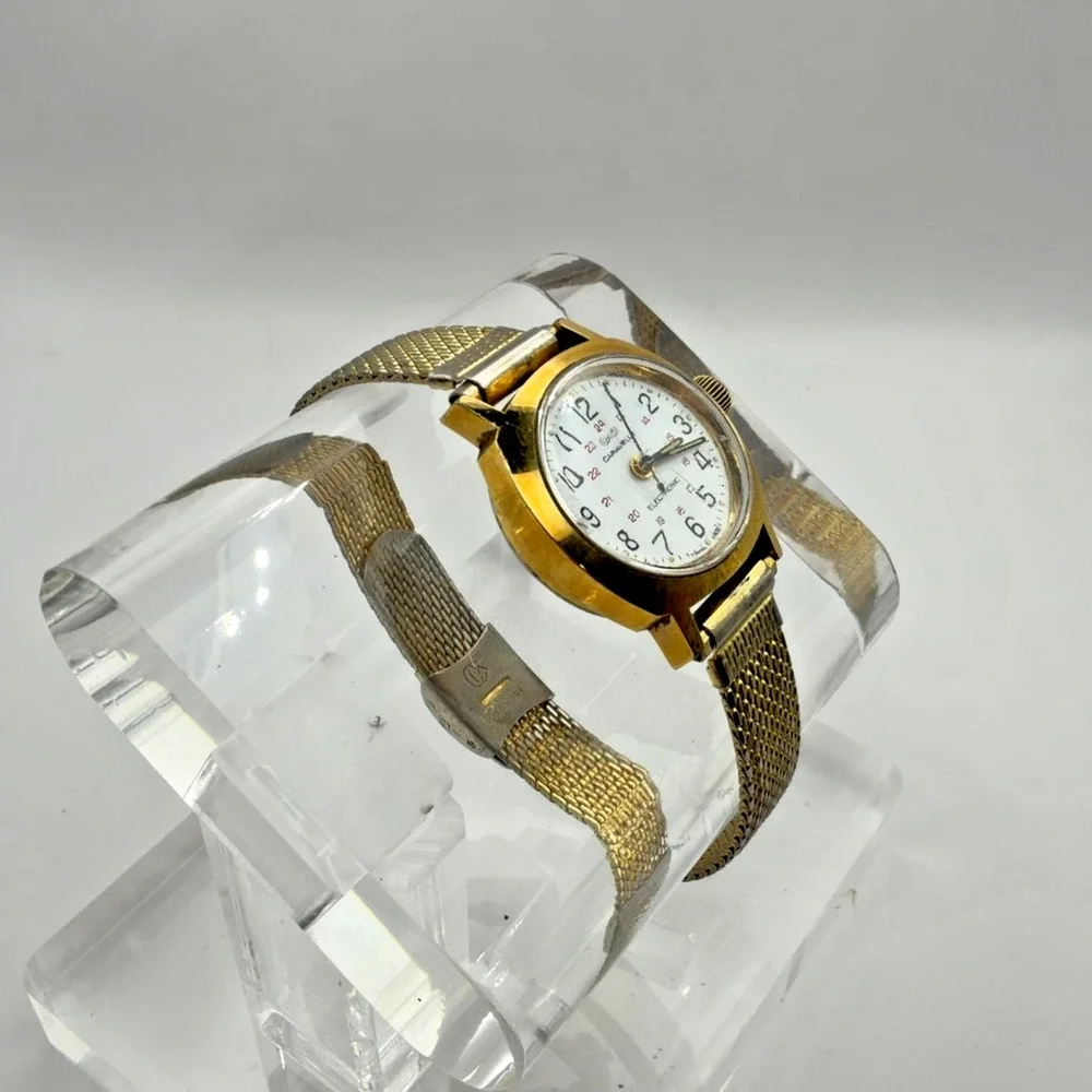 Caravelle Electronic Ladies Wristwatch Gold Tone Mesh Band For Parts